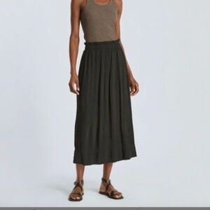 Everlane Naia Ripple Skirt